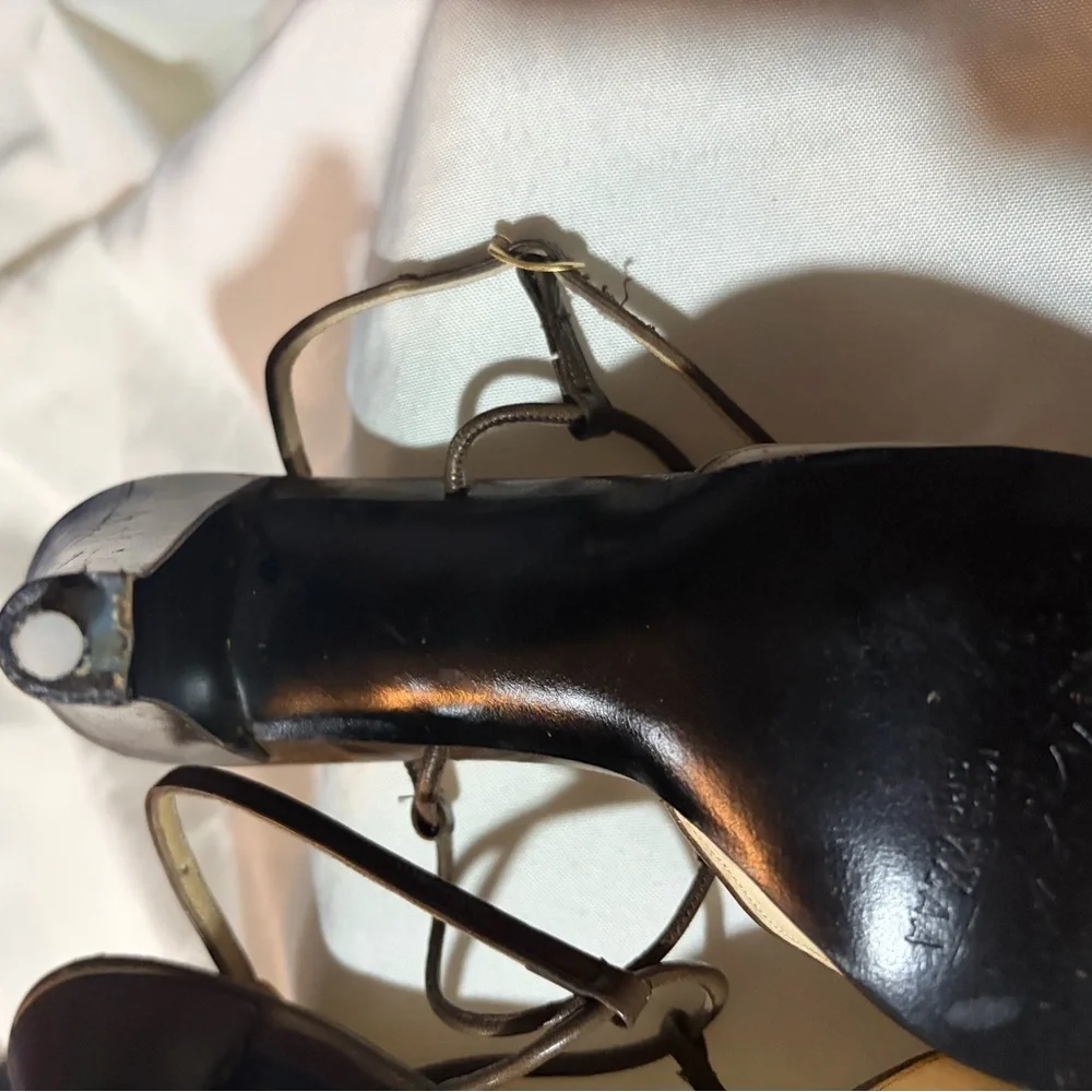 👠 Christian Dior Two-Tone Slingback Heels | Size 7.5 AA - Picture 12 of 13